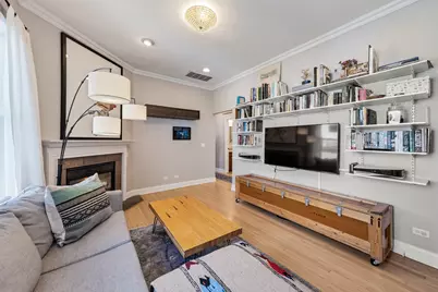 1639 W Winona Street #D, Chicago, IL 60640 - Photo 2