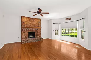 4N475 S Robert Frost Cir, Saint Charles, IL 60175 - Photo 8