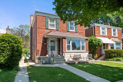 2504 W Jarvis Avenue, Chicago, IL 60645 - Photo 1