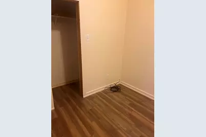 10143 S Avenue L Avenue #1, Chicago, IL 60617 - Photo 8