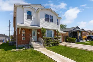 8035 S Kolin Ave, Chicago, IL 60652 - Photo 1
