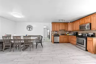 8035 S Kolin Ave, Chicago, IL 60652 - Photo 6