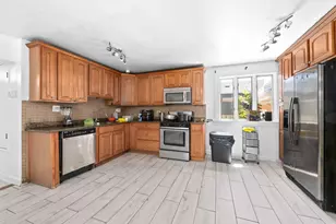 8035 S Kolin Ave, Chicago, IL 60652 - Photo 8