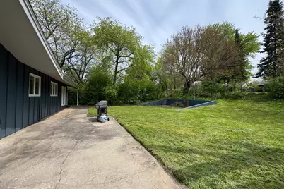 3207 Sunnyside Drive, Rockford, IL 61114 - Photo 4
