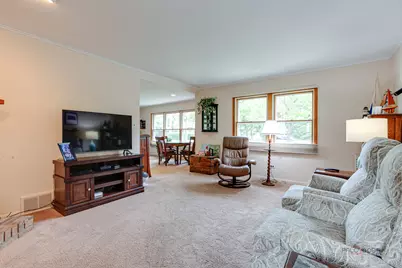 1284 Deerfield Place, Highland Park, IL 60035 - Photo 16