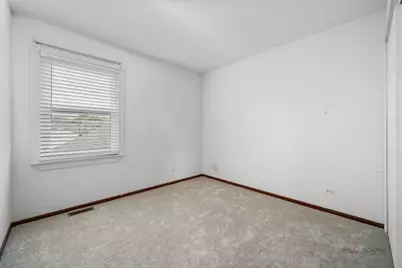 1255 W Dexter Lane, Hoffman Estates, IL 60169 - Photo 18