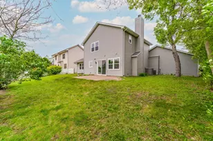 1255 W Dexter Ln, Hoffman Estates, IL 60169 - Photo 26
