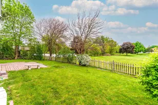 1255 W Dexter Ln, Hoffman Estates, IL 60169 - Photo 28