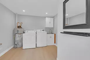 1055 N Bluebonnet Ln, Hoffman Estates, IL 60169 - Photo 22