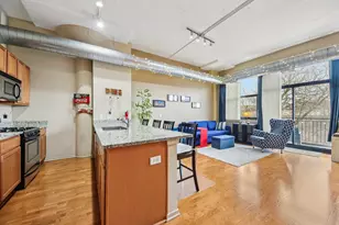 2323 W Pershing Rd, Chicago, IL 60609 - Photo 2