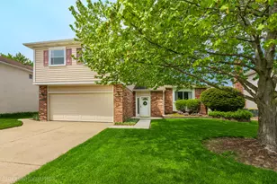 1291 Big Horn Trail, Carol Stream, IL 60188 - Photo 1