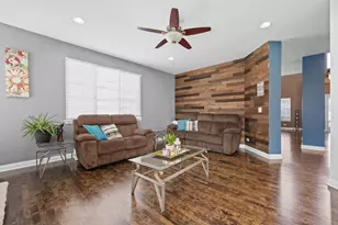 1863 Lake Bluff Ln, Pingree Grove, IL 60140 - Photo 20