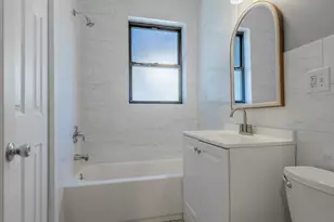 2056 W Arthur Ave, Chicago, IL 60645 - Photo 8