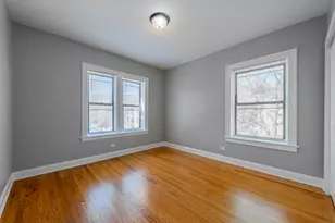 2056 W Arthur Ave, Chicago, IL 60645 - Photo 6