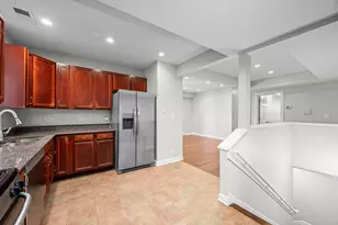 9100 Lamon Ave, Skokie, IL 60077 - Photo 8