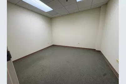 480 E Roosevelt Road, West Chicago, IL 60185 - Photo 10