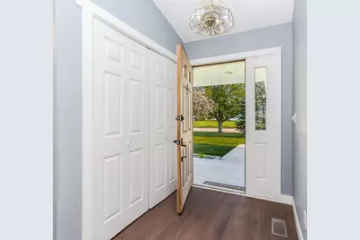 507 Lloyd Drive, Dwight, IL 60420 - Photo 6