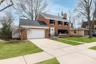 259 Cornell Ave, Des Plaines, IL 60016 - Photo 2