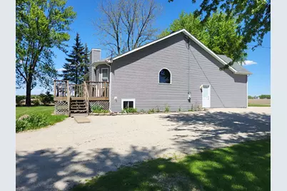4509 Island Road, Harvard, IL 60033 - Photo 4