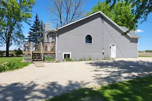4509 Island Rd, Harvard, IL 60033 - Photo 4