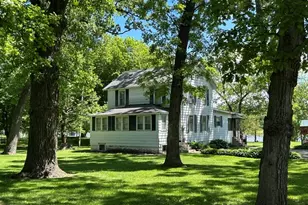 33709 S West River Rd, Wilmington, IL 60481 - Photo 1