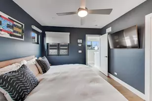 2247 N Rockwell St, Chicago, IL 60647 - Photo 20