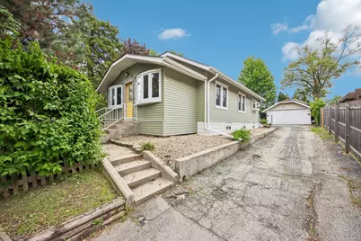 117 E 55th Street, Westmont, IL 60559 - Photo 2