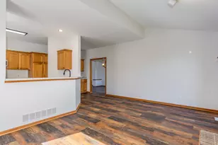 521 Ridgewood Dr, Antioch, IL 60002 - Photo 14