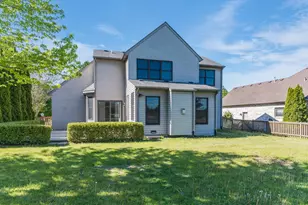 521 Ridgewood Dr, Antioch, IL 60002 - Photo 26