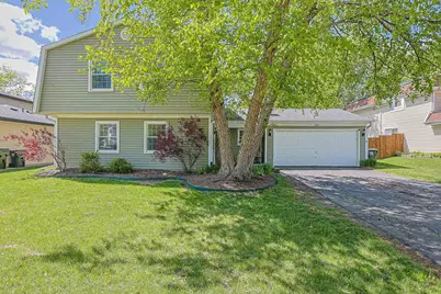 1299 W New Britton Drive, Hoffman Estates, IL 60192 - Photo 2