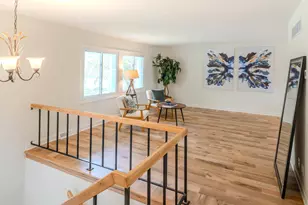 10 Cumberland Ct, Cary, IL 60013 - Photo 2