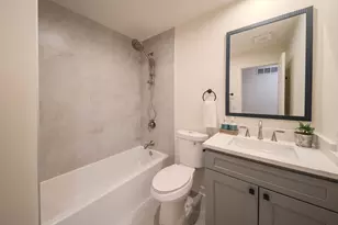 10 Cumberland Ct, Cary, IL 60013 - Photo 10