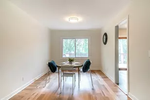 10 Cumberland Ct, Cary, IL 60013 - Photo 4