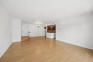 475 N Cass Ave, Westmont, IL 60559 - Photo 2