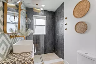 9125 S 54th Ave, Oak Lawn, IL 60453 - Photo 12
