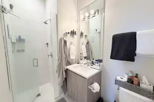 3757 N Sheffield Ave, Chicago, IL 60613 - Photo 12