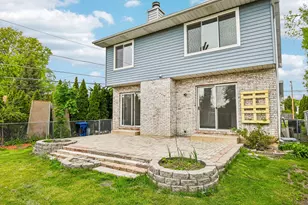 183 W Algonquin Rd, Des Plaines, IL 60016 - Photo 32