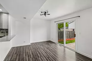 183 W Algonquin Rd, Des Plaines, IL 60016 - Photo 4