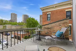 344 W Willow St, Chicago, IL 60614 - Photo 24