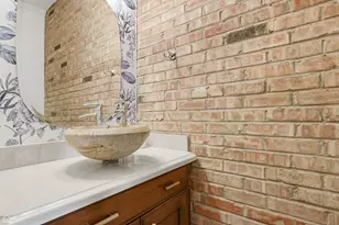 344 W Willow St, Chicago, IL 60614 - Photo 14