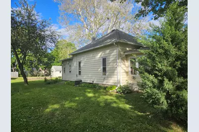 407 4th Avenue, Rock Falls, IL 61071 - Photo 2