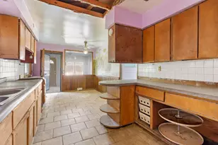 7544 S Ridgeland Ave, Chicago, IL 60649 - Photo 10