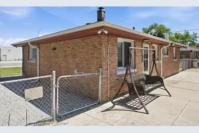 17044 Burnham Avenue, Lansing, IL 60438 - Photo 14
