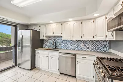 176 E Springbrook Drive #3A, Bloomingdale, IL 60108 - Photo 6