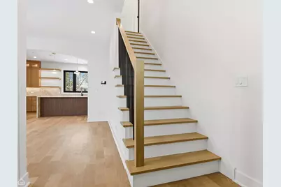 1100 Lois Avenue, Park Ridge, IL 60068 - Photo 10