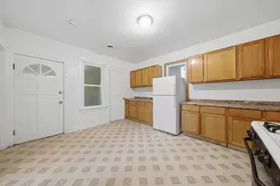 125 N 22nd Ave, Melrose Park, IL 60160 - Photo 10