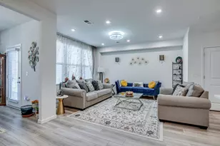 2310 Ryegrass Ln, Bolingbrook, IL 60490 - Photo 6