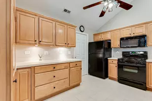 1920 Timbers Edge Cir, Joliet, IL 60431 - Photo 12