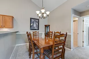 1920 Timbers Edge Cir, Joliet, IL 60431 - Photo 10