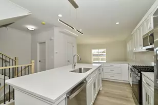212 Walnut Street N, Bensenville, IL 60106 - Photo 4